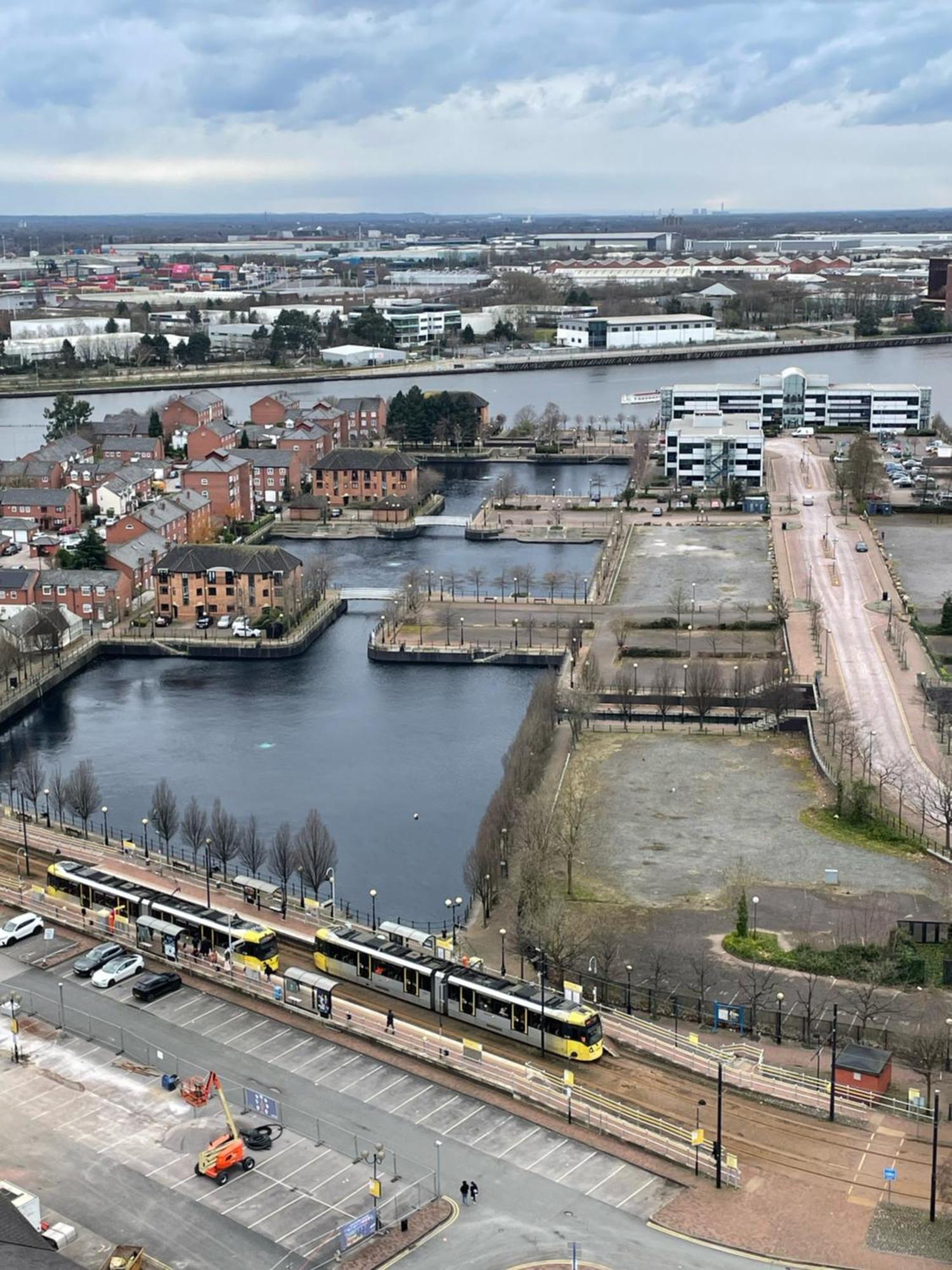 Quayside Penthouse 2 Bedroom Ensuite Near Media City & Manchester United 외부 사진
